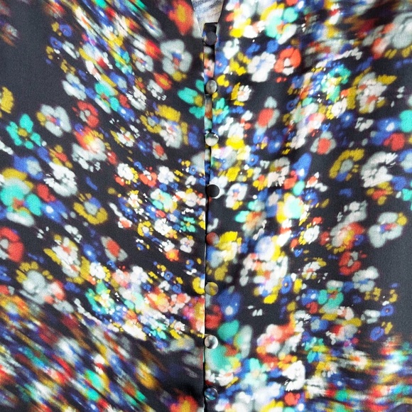 Halston Heritage, 100% silk blouse, size 6 - Picture 3 of 5